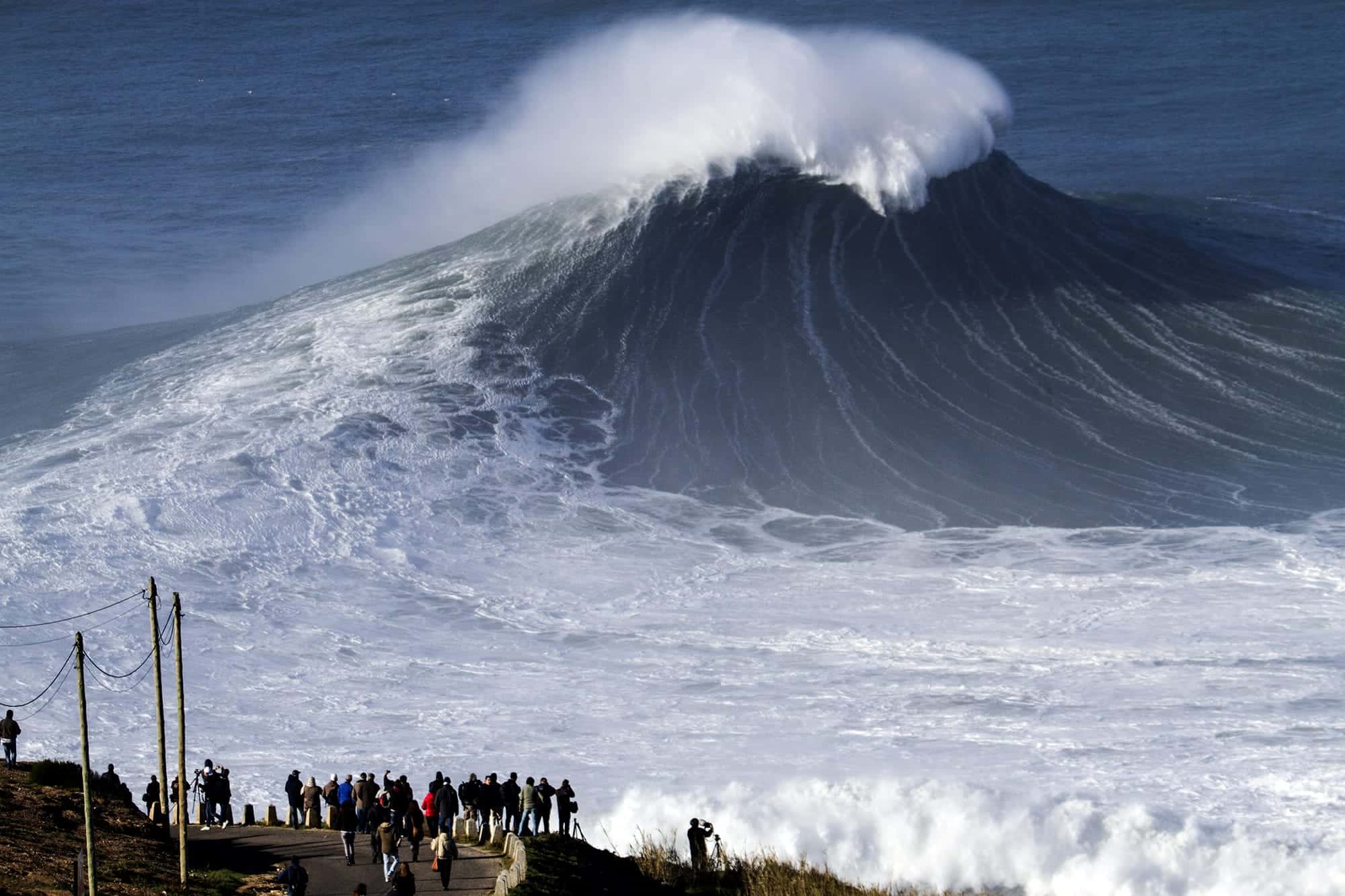 Praia do Norte incluída no calendário do Big Wave Tour